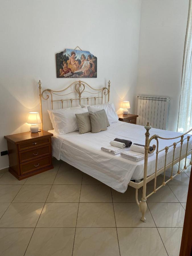 Bacio Di Luna Bari Buitenkant foto